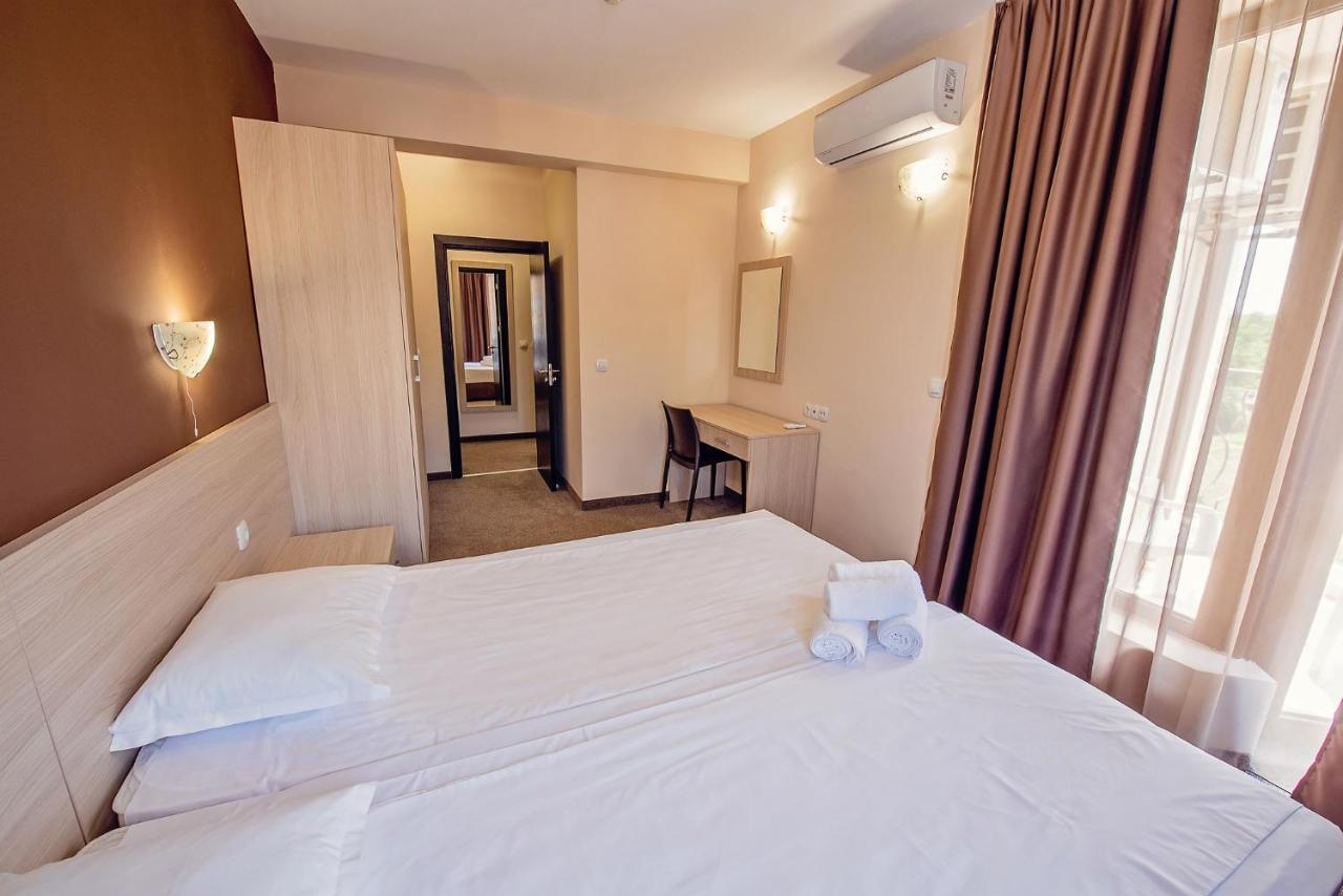 Hotel Santa Maria Obzor Zewnętrze zdjęcie