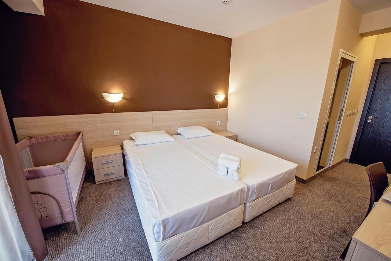 Hotel Santa Maria Obzor Zewnętrze zdjęcie
